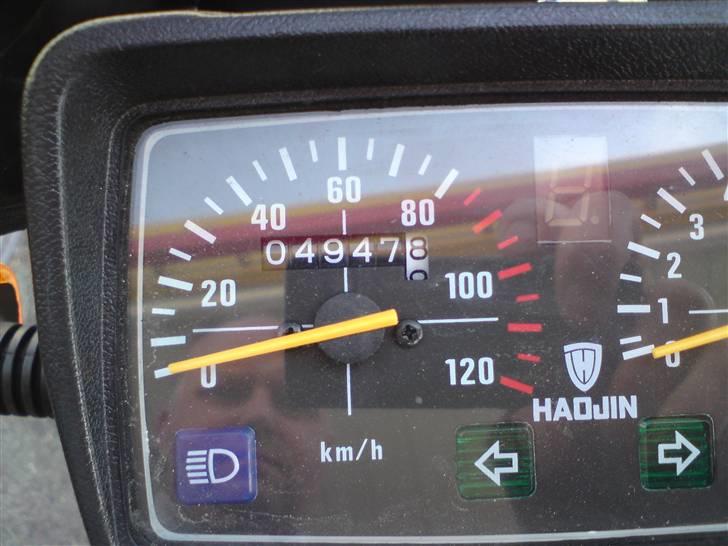 Haojin HJ 125 / Ophugget Tyren´s - Spelometer, Omdrejningstæller. Lang lys indikator. blink pil til venstre / højre, Frigears indikator. + gear viser. Fra 1 Til 5. Digitalt billede 12