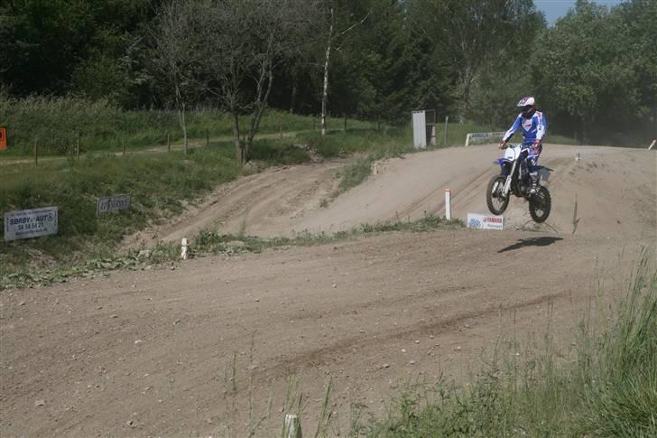Yamaha YZ 125 Solgt - 3 gang på en bane billede 16