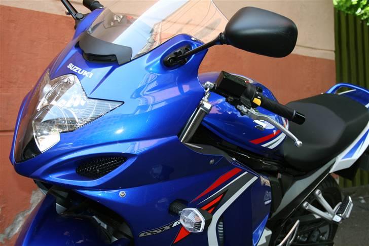 Suzuki GSX650F K8 billede 4
