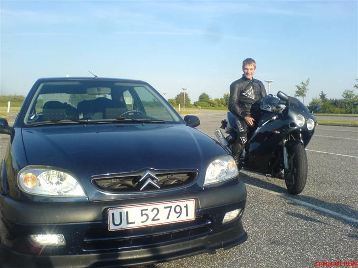 Suzuki gsxr 400 billede 4