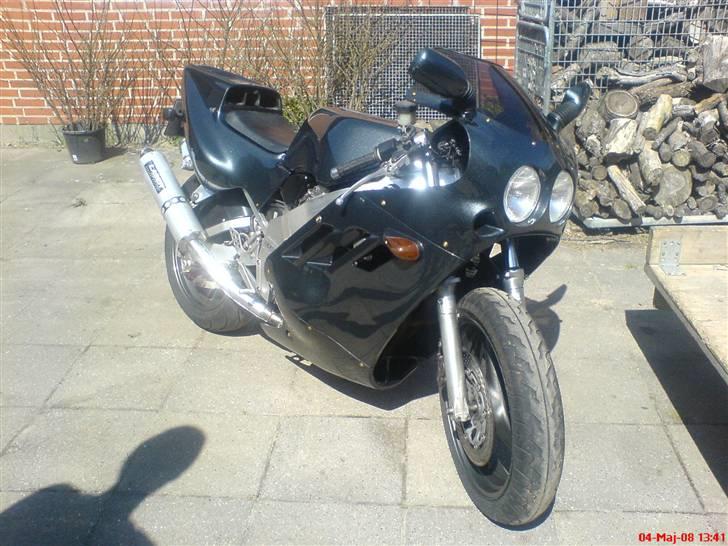 Suzuki gsxr 400 billede 6