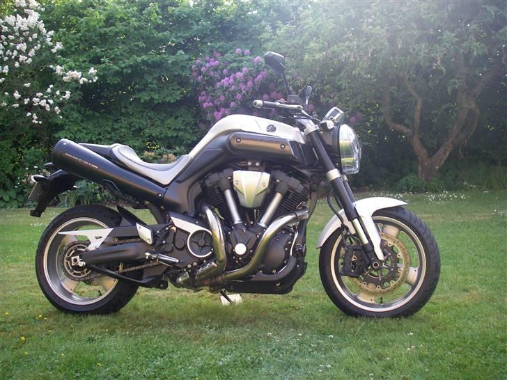 Yamaha MT-01 billede 13