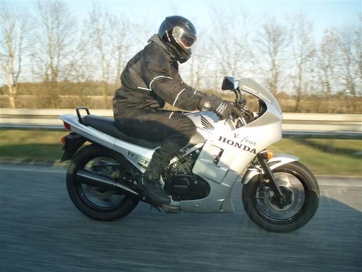 Honda VF500 F2 billede 1