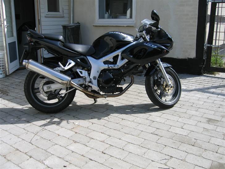 Suzuki SV 650 s (SOLGT) billede 1