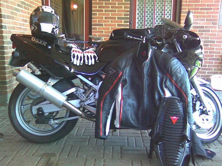 Suzuki GSX-R 400R  #DØD# billede 12