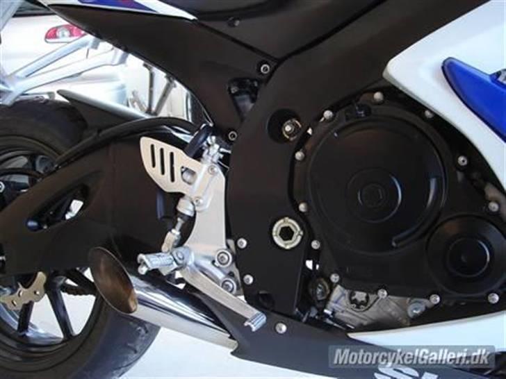 Suzuki GSX-R 750 K7 billede 5