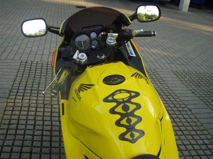 Honda cbr 1000 F  ( solgt d. 18/07 2014 ) billede 3