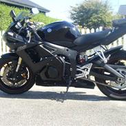 Yamaha yzf R6 Solgt