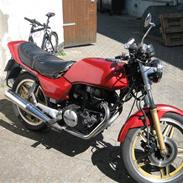 Honda CB 400