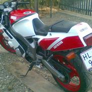 Yamaha FZR GENESIS