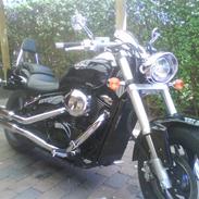 Suzuki Introuder M800