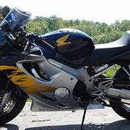 Honda CBR 600 F4