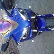 Yamaha r1