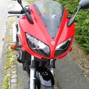Yamaha FZS600S