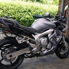 Yamaha FZ6-S