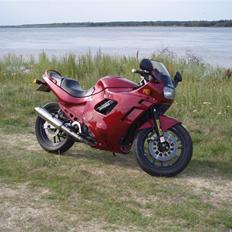 Suzuki gsx 600 f