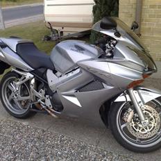 Honda VFR 800 VTEC