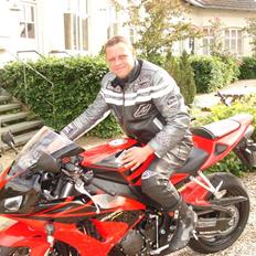 Honda Honda CBR 1000RR Fireblad