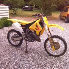 Suzuki rm 125