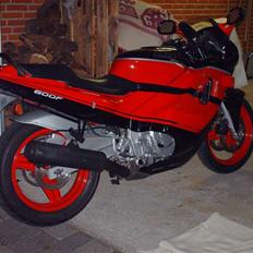 Honda CBR 600 F