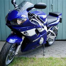 Yamaha yzf-R6