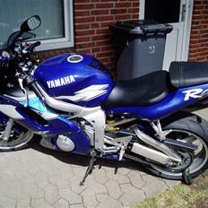 Yamaha yzf-R6
