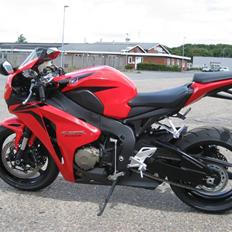 Honda CBR 1000 RR "SOLGT"