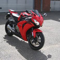Honda CBR 1000 RR "SOLGT"