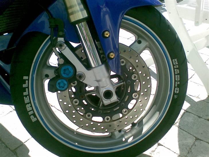 Yamaha Yzf R1 billede 4