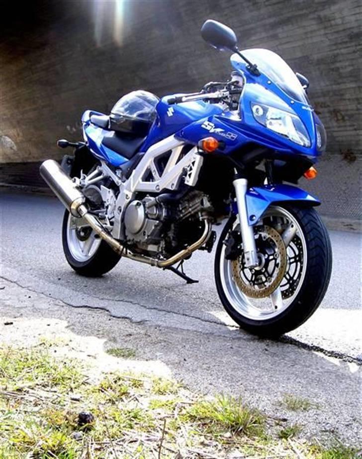 Suzuki SV650S K4 - SOLGT billede 2