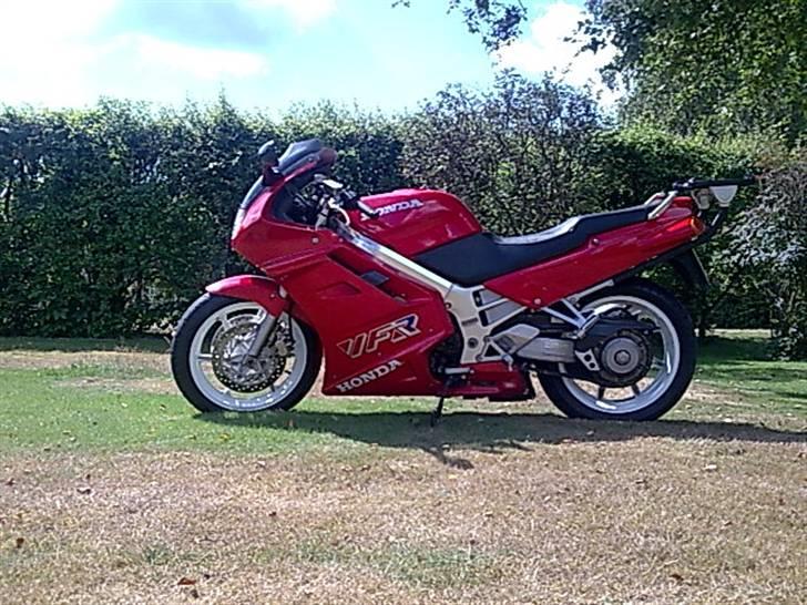 Honda VFR 750F.* SOLGT* billede 10