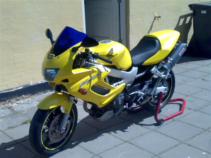Honda vtr1000 firestorm billede 4