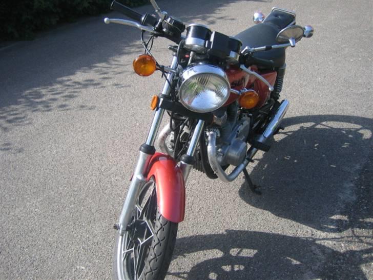 Suzuki GS 400 billede 2