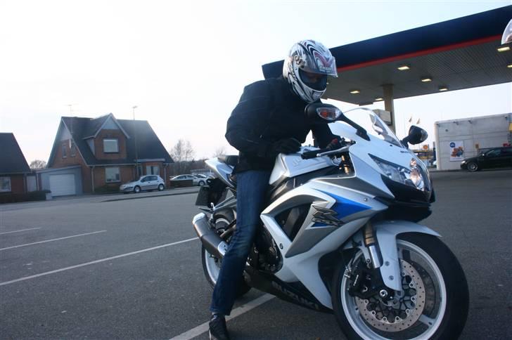 Suzuki gsxr 600 billede 3