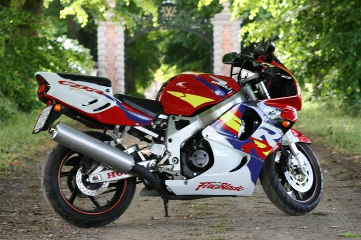 Honda CBR 900 RR fireblade  billede 8