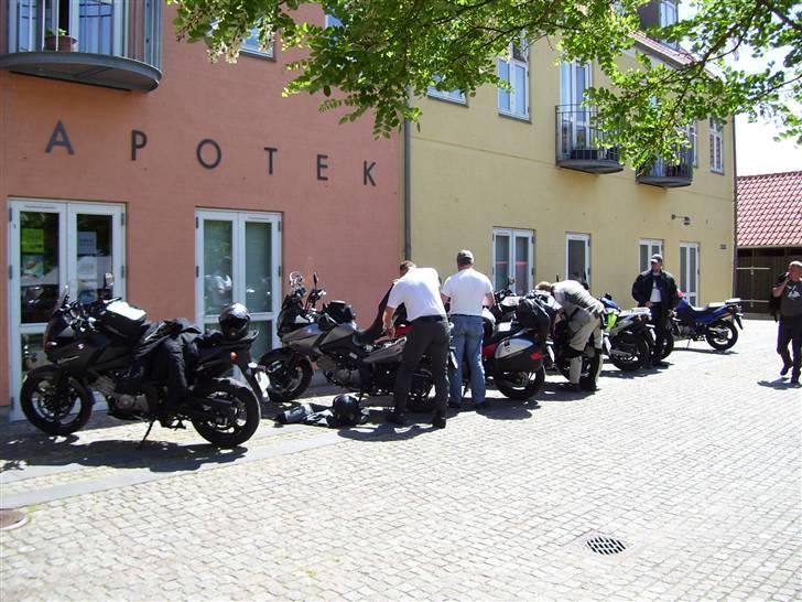 Suzuki DL 650 V-Strom - Frokost i Ebeltoft billede 16