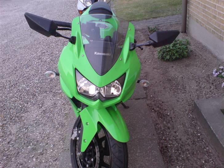 Kawasaki Ninja 250R *SOLGT* billede 6