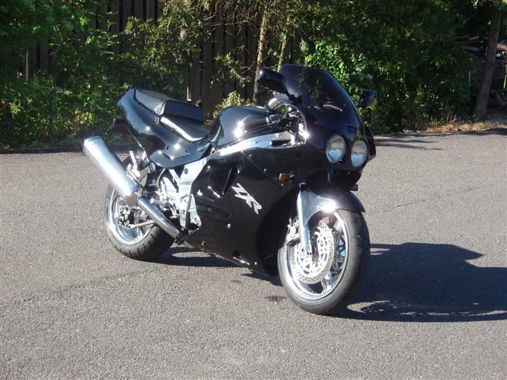 Kawasaki ZXR 750 .solgt billede 7