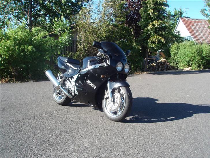 Kawasaki ZXR 750 .solgt billede 8