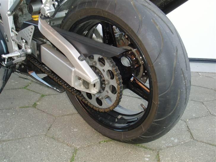 Yamaha YZF R6      (solgt) billede 11