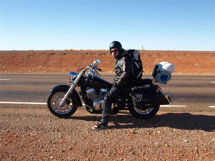 Honda VT750C Shadow (SOLGT) - The Outback of Australia -very hot!! billede 5