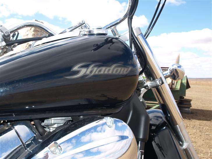 Honda VT750C Shadow (SOLGT) - Sjov med kamera på et reststop, Australia billede 8