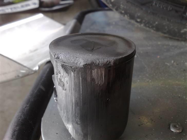 Aprilia 125 - Smeltet stempel :( i frankrig billede 3