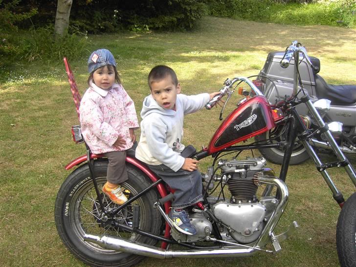 Triumph Speed tvin - BØRNEBIKERE billede 11