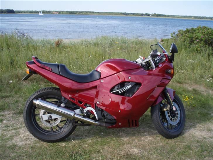 Suzuki gsx 600 f billede 1