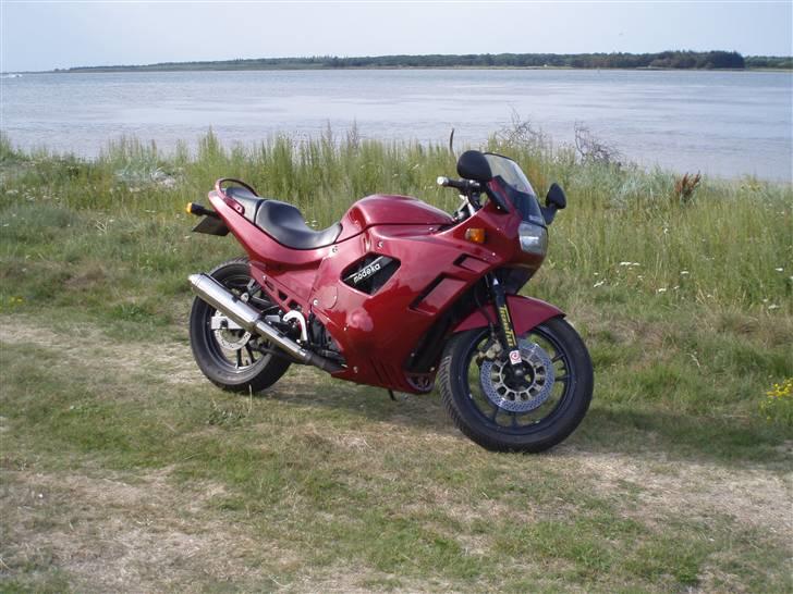 Suzuki gsx 600 f billede 3