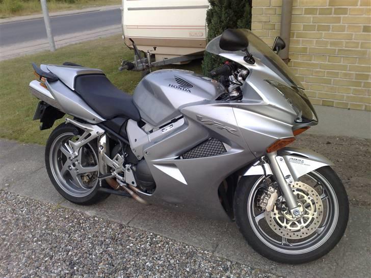 Honda VFR 800 VTEC billede 2