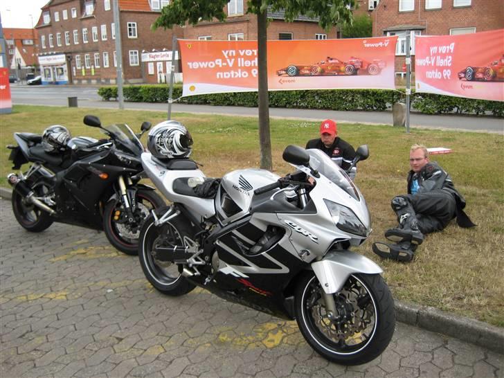 Honda CBR 600 f-sport - skovsøen ved odense billede 1