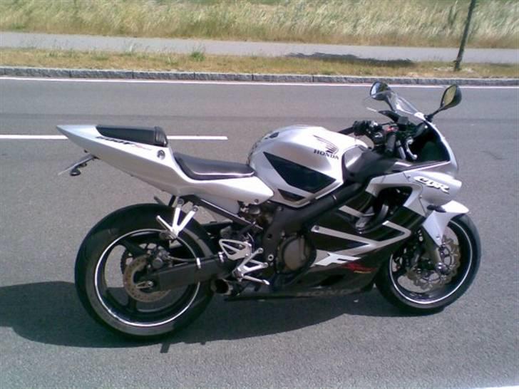 Honda CBR 600 f-sport - sløjfen ved odense billede 13