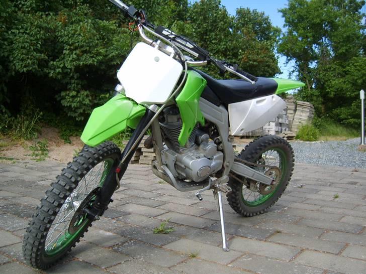 Kawasaki X-motos 250ccm dirtbike billede 3